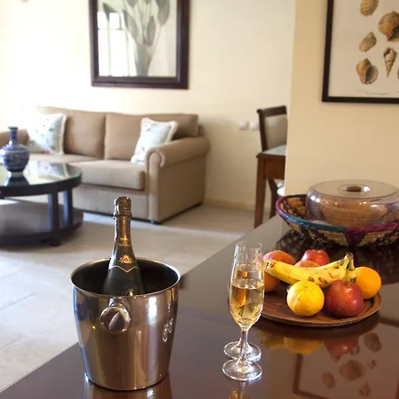 Balhambra - Adults Only فندق فيسكاردو