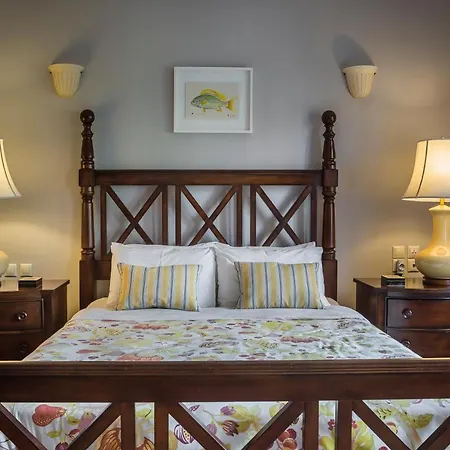 Balhambra - Adults Only Фискардон