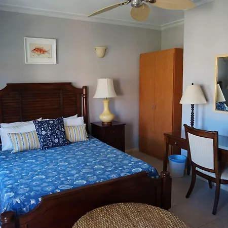 Balhambra - Adults Only Отель Фискардон