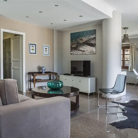 Balhambra - Adults Only Fiskardo